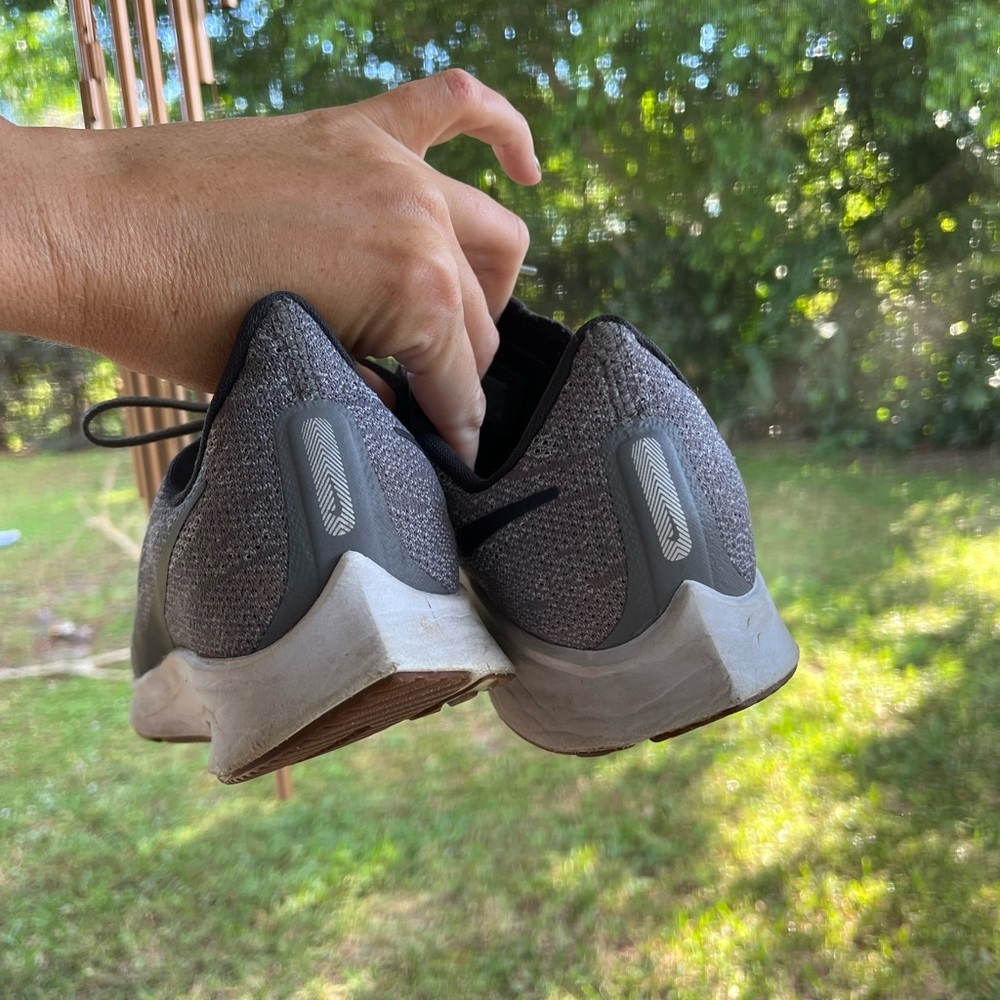 Wmns Air Zoom Pegasus 36 'Gunsmoke' - Picture 6 of 12